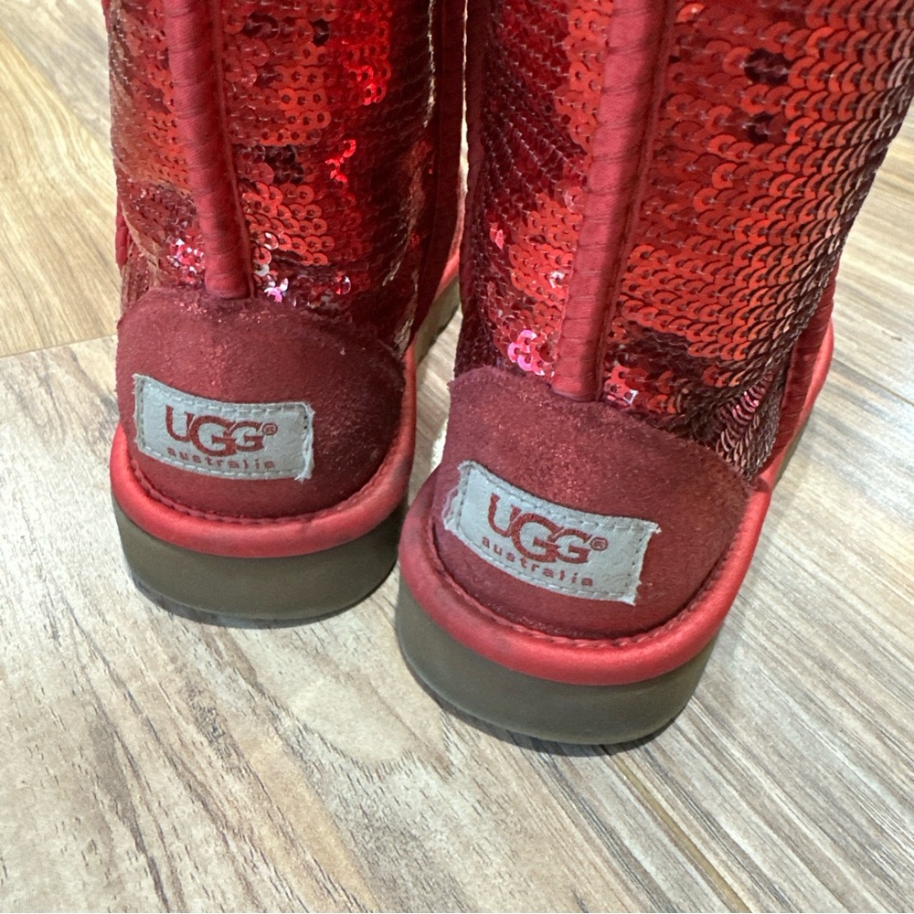Ugg Ruby Red Pink Sparkle Sequin Short Classic Sh… - image 4